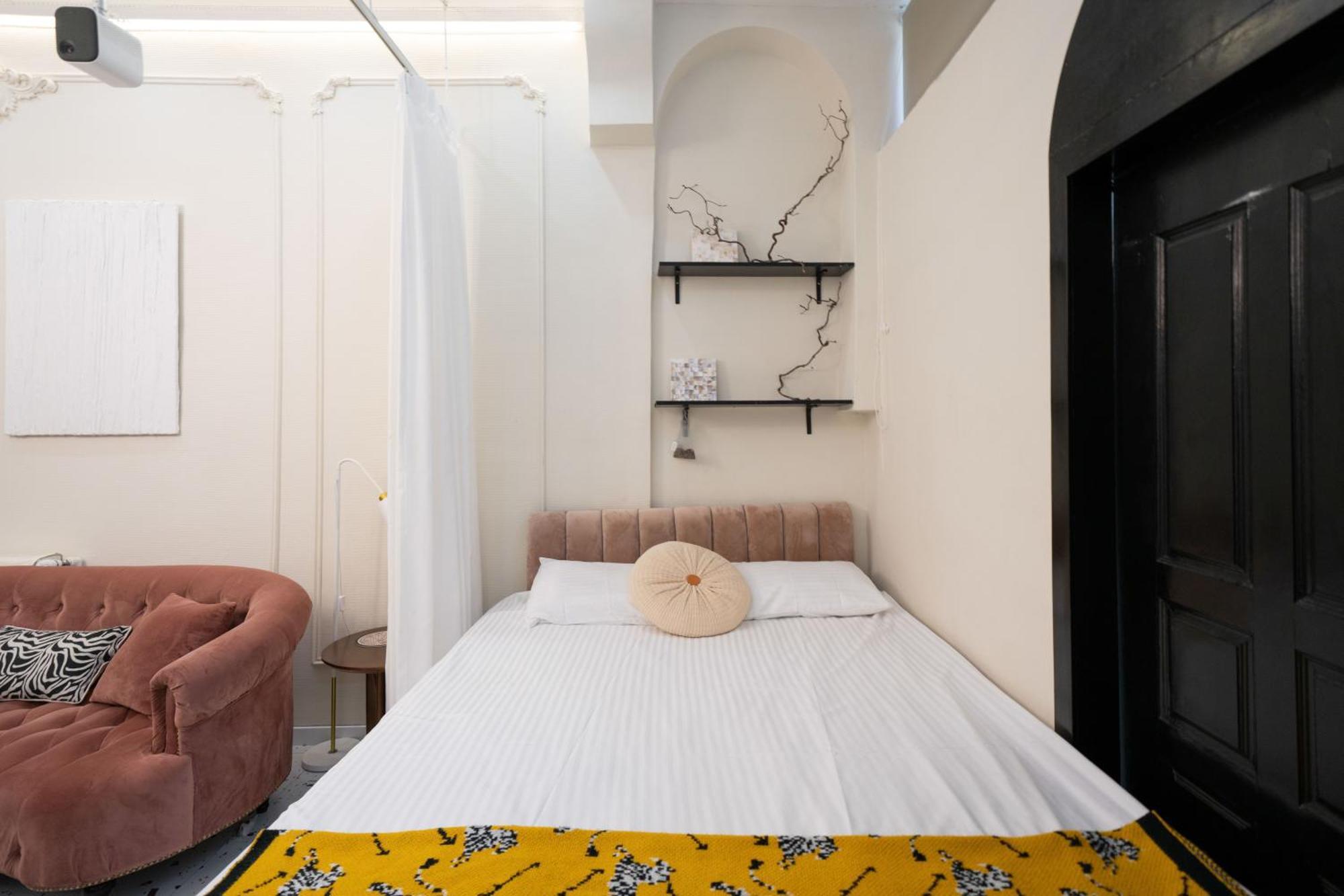 Shanghai Downtown Yi Du B&B - Near South Shaanxi Road Metro Station 600Meters エクステリア 写真