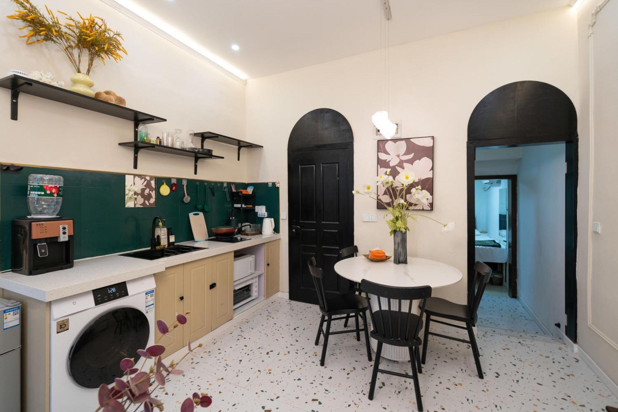 Shanghai Downtown Yi Du B&B - Near South Shaanxi Road Metro Station 600Meters エクステリア 写真